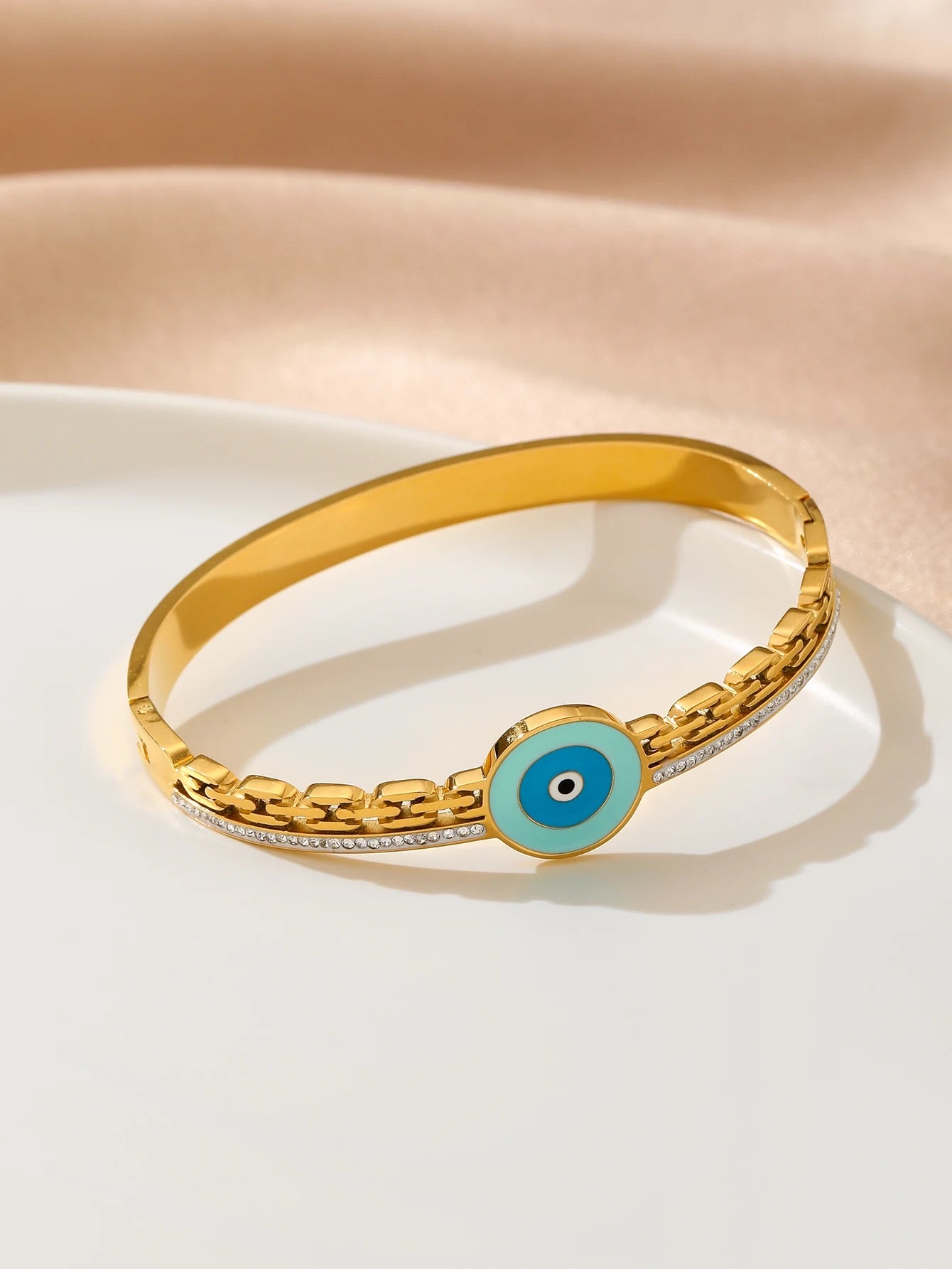 jewelvyn Gold Plated Studded With Zircoina Diamond With Gold Bracelate