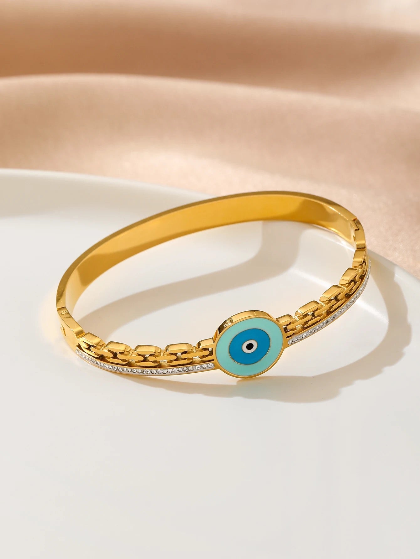 jewelvyn Gold Plated Studded With Zircoina Diamond With Gold Bracelate