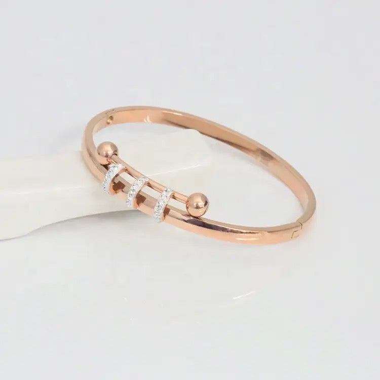 jewelvyn Rose Gold Plated Studded With Zircoina Diamond With Rose Gold Bracelate