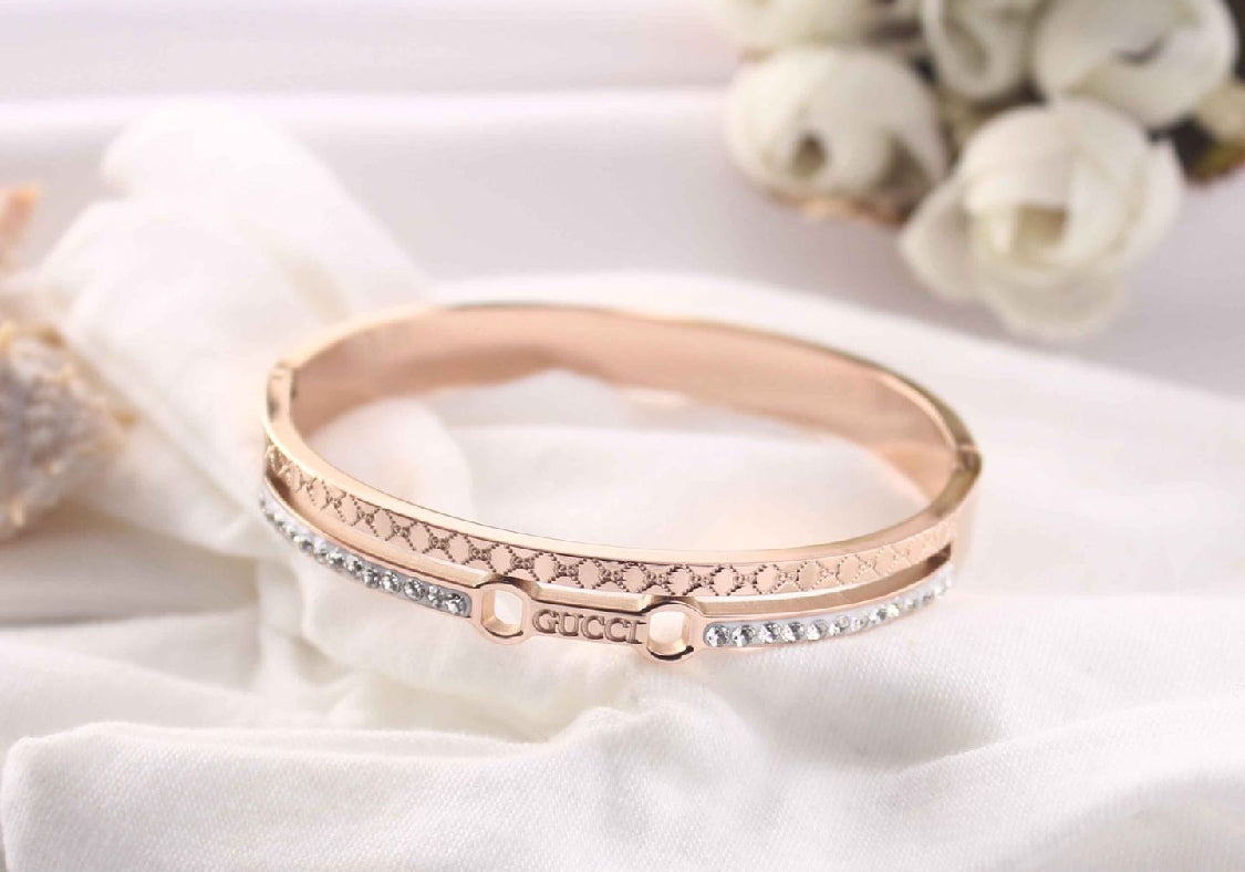 jewelvyn Rose Gold Plated Studded With Zircoina Diamond With Rose Gold Bracelate