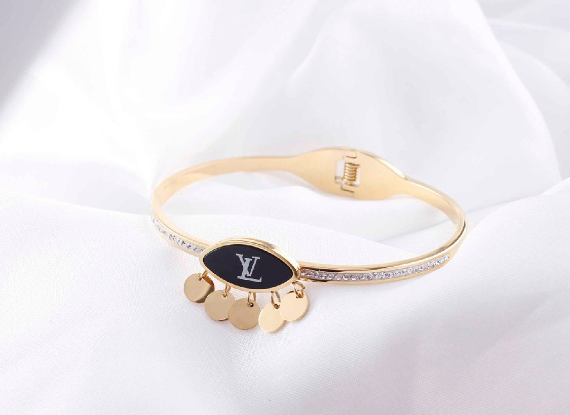 jewelvyn Gold Plated Studded With Zircoina Diamond With Gold Bracelate