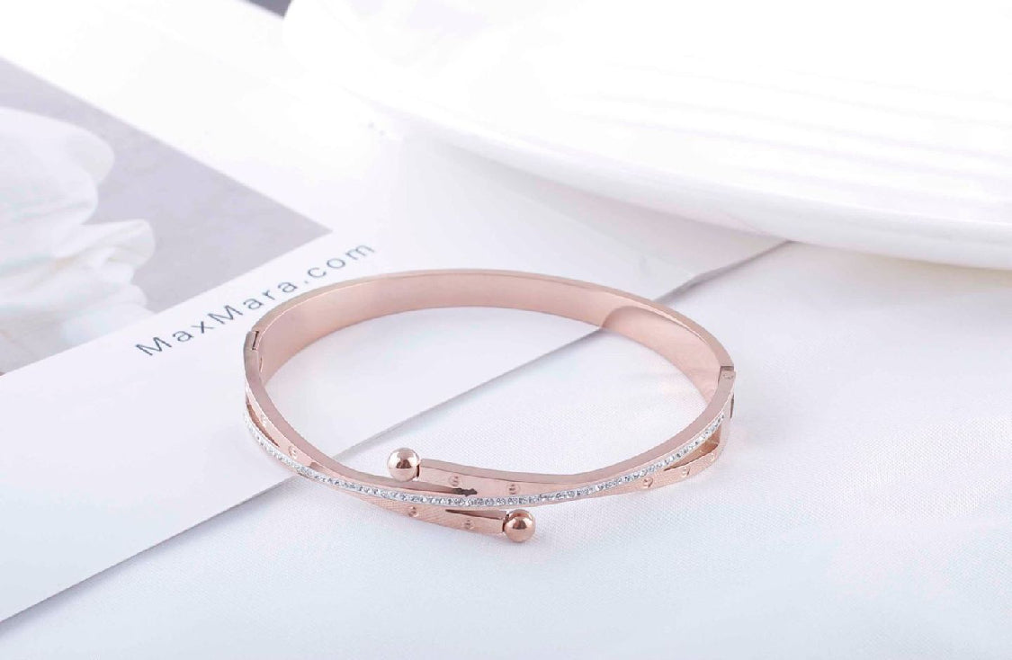 jewelvyn Rose Gold Plated Studded With Zircoina Diamond With Rose Gold Bracelate