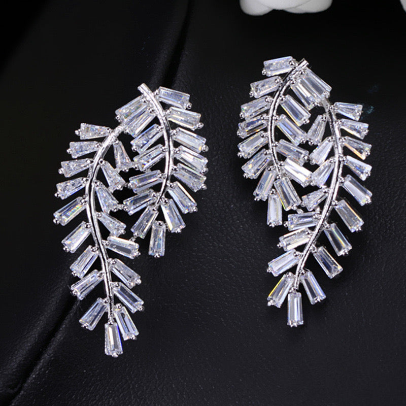 jewelvyn Silver Plated Studded With Zirconia Diamond Earring