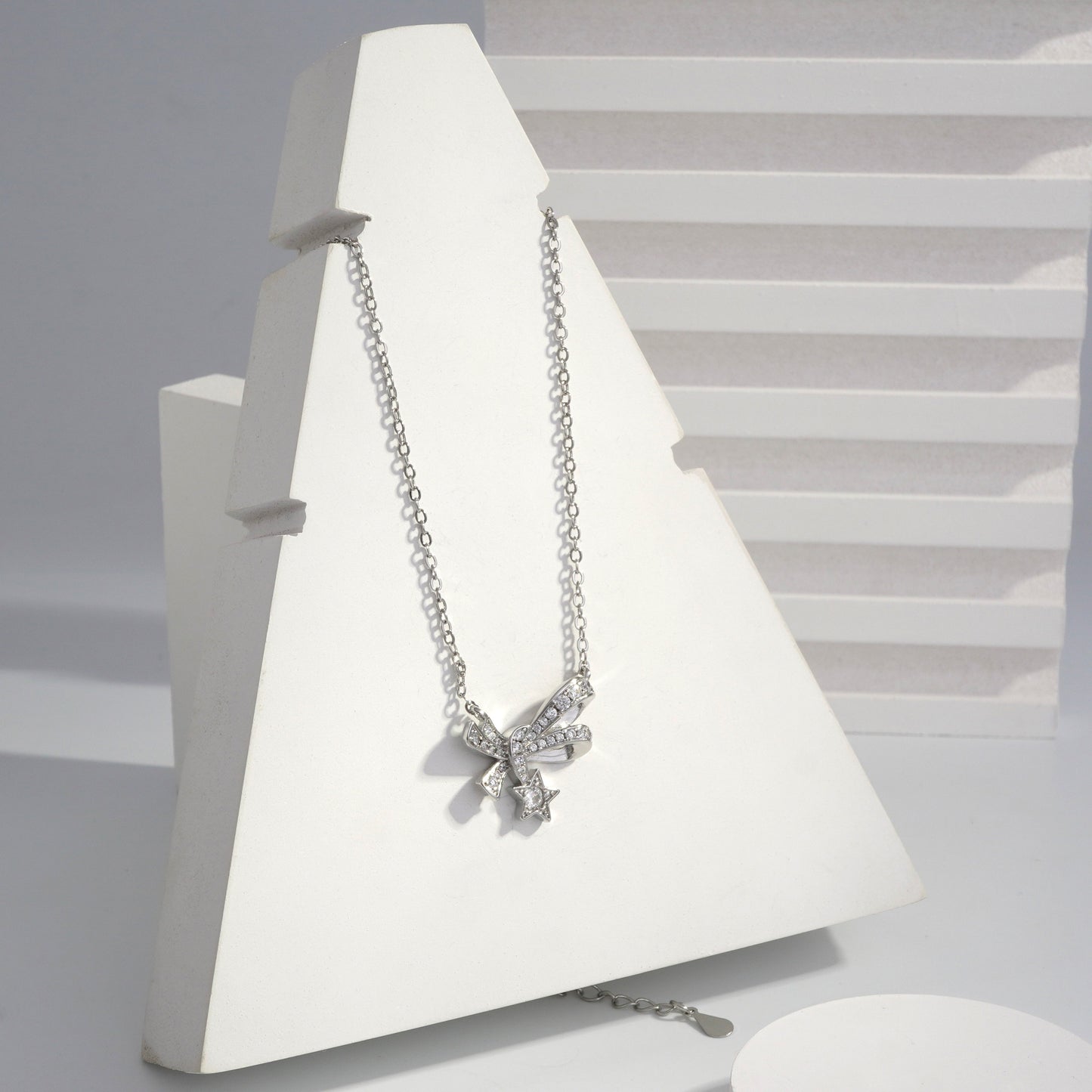 jewelvyn Silver Plated Studded With Zirconia Diamonds Silver Chain Pendant