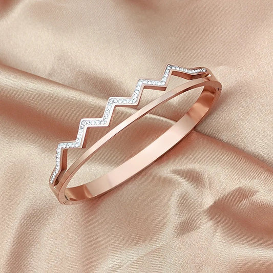 Jewelvyn Rose Gold Plated Studded With Zircoina Diamond With Rose Gold Bracelate