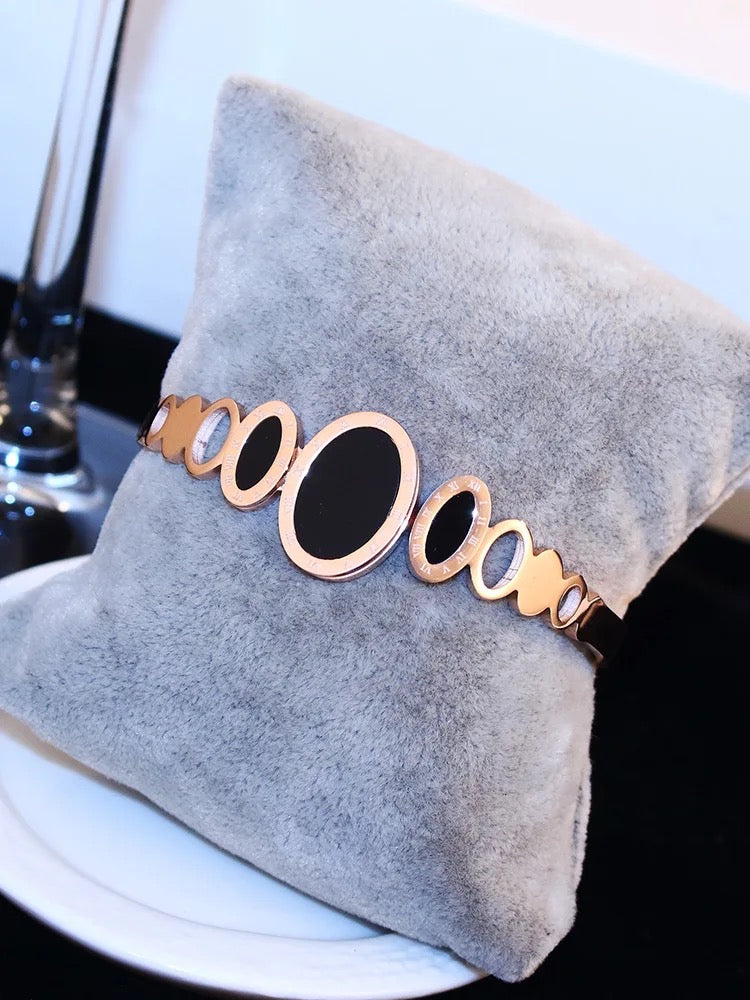 jewelvyn Rose Gold Plated Studded With Rose Gold Bracelate