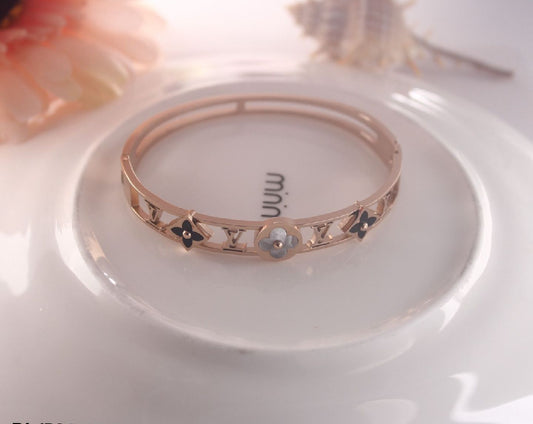 jewelvyn Rose Gold Plated Studded With Zircoina Diamond With Rose Gold Bracelate