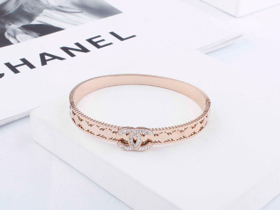 jewelvyn Rose Gold Plated Studded With Zircoina Diamond With Rose Gold Bracelate