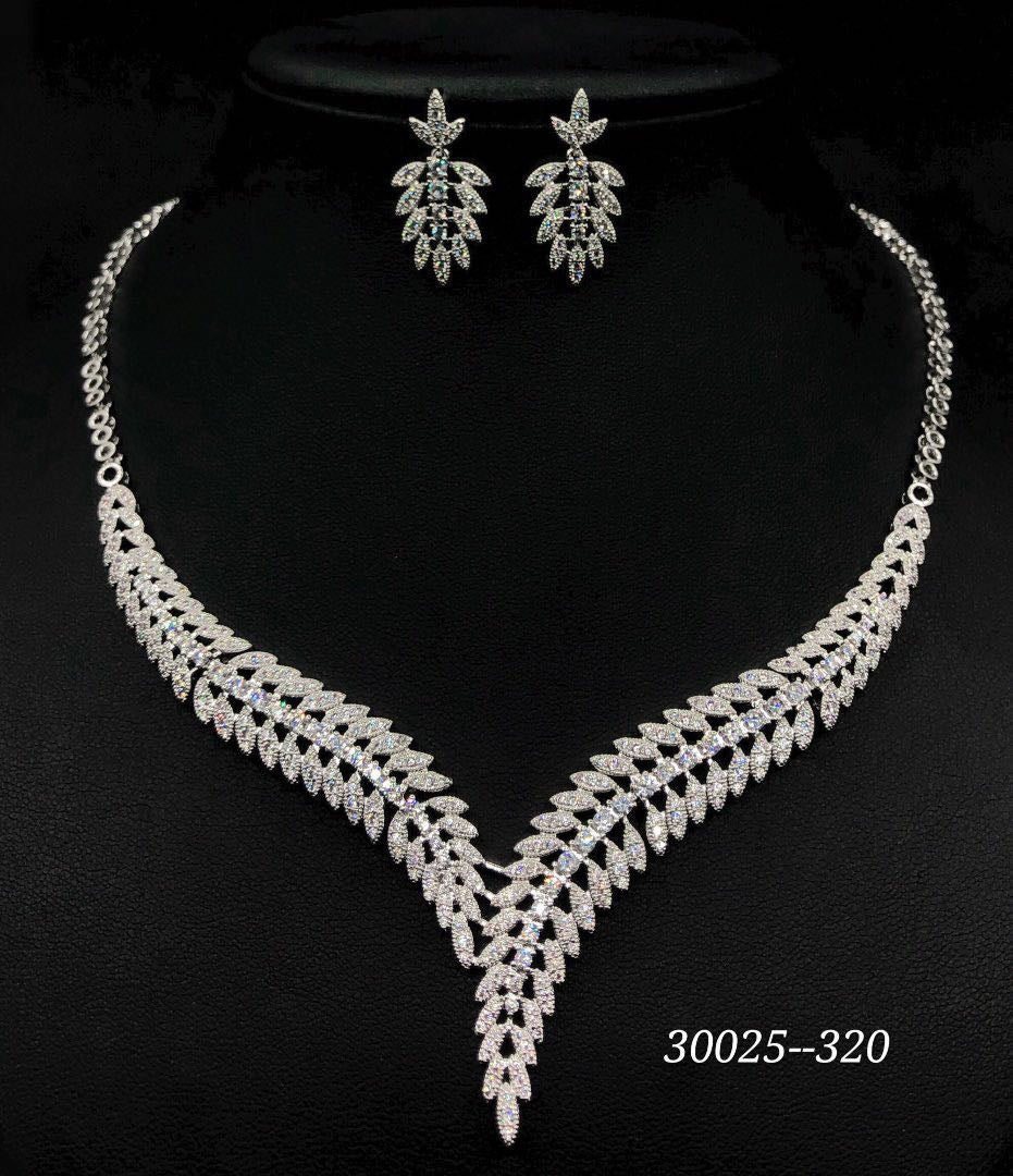 jewelvyn Silver Plated Studded With Zirconia Diamond Necklace